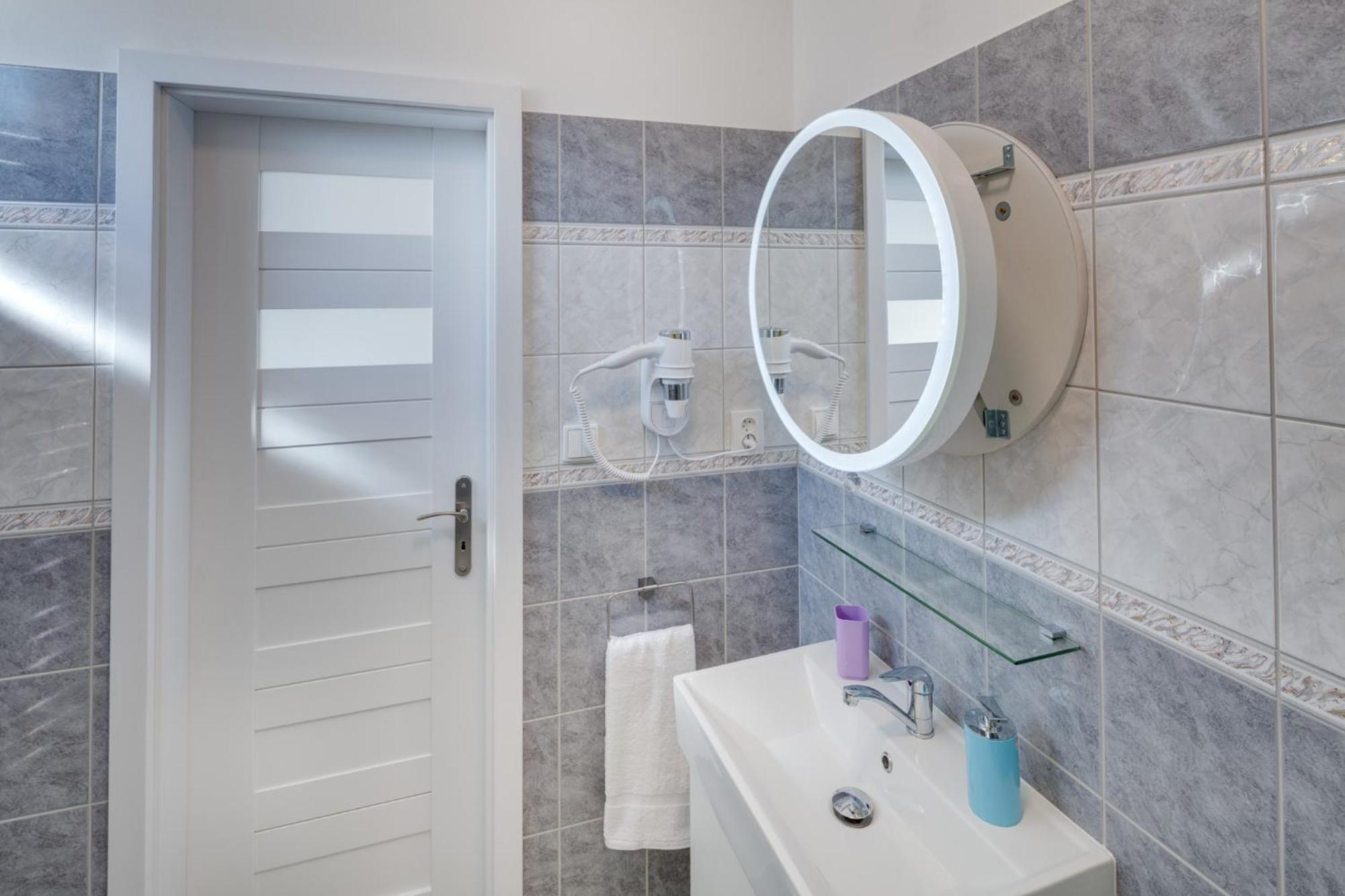 Apartements Studio 964 Líbeznice Extérieur photo