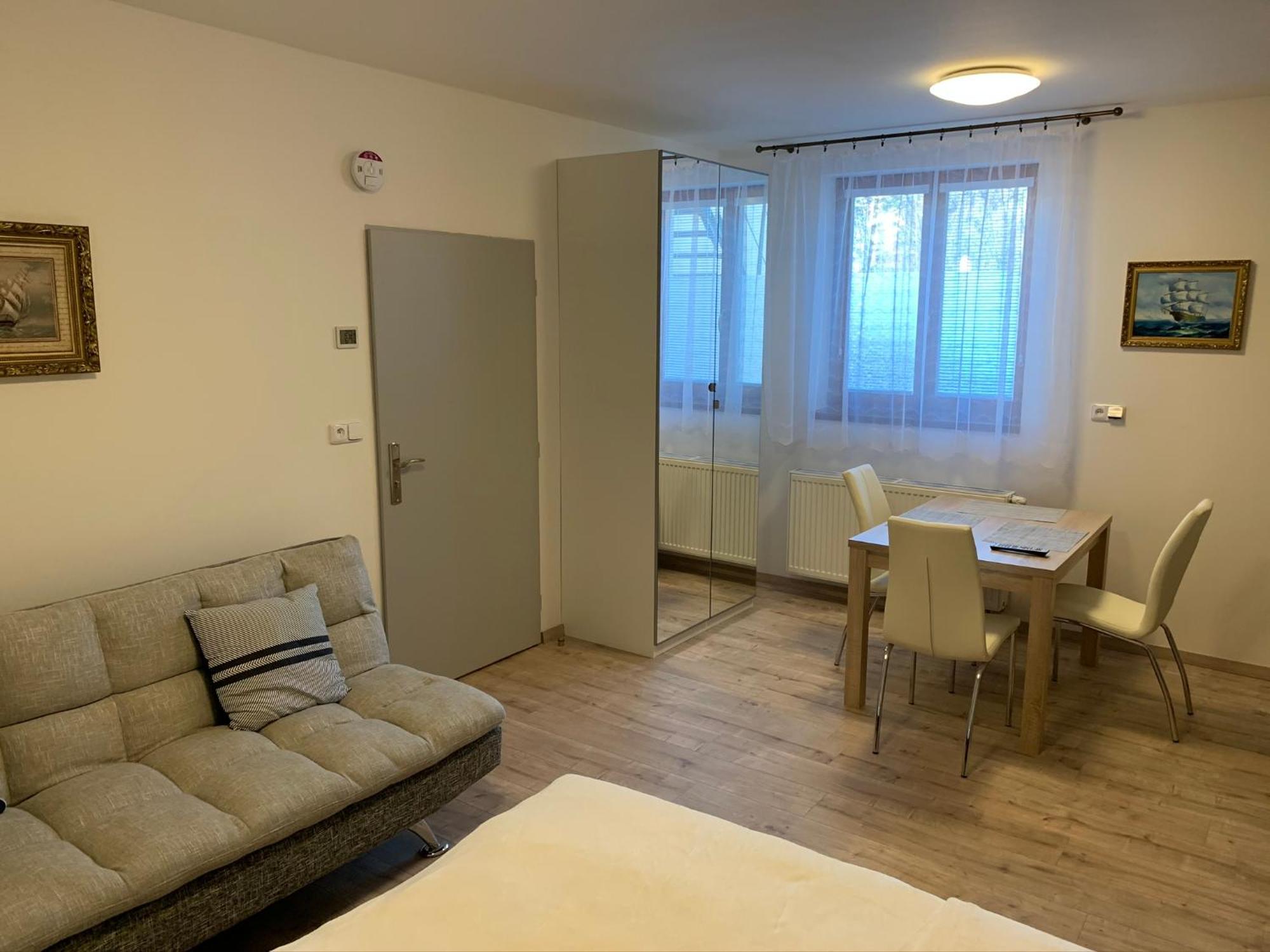 Apartements Studio 964 Líbeznice Extérieur photo