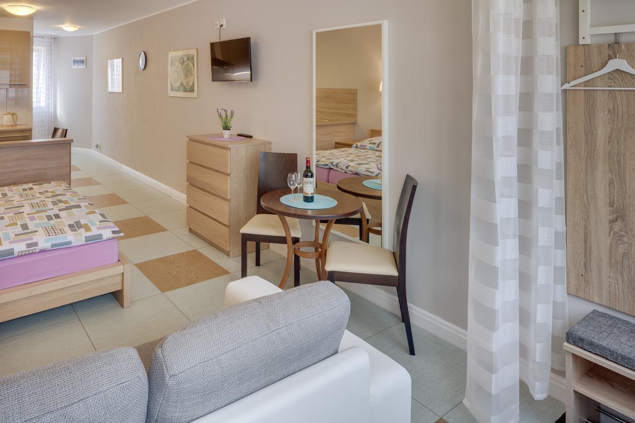 Apartements Studio 964 Líbeznice Extérieur photo